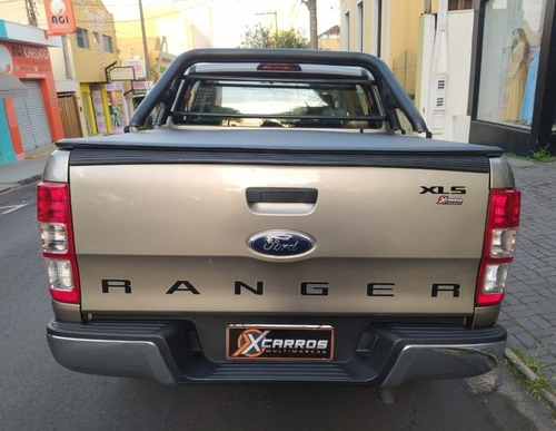 Imagem 3 de 15 de Ford Ranger 3.2 Turbo Diesel 4x4 Automática 2014- Mais Nova