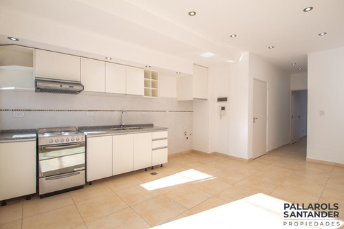 Imagen 5 de 30 de Venta · A Estrenar · P. Avellaneda · Ph · 2 Ambientes · Balcón Y Patio · Financiación