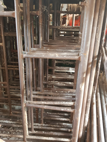 Cuerpo De Andamios Metálicos 1.25x2.50 (Usado)