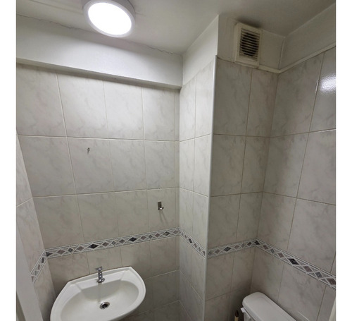 Oficina Excelente En La Mejor Ubicacion De Gran Avenida