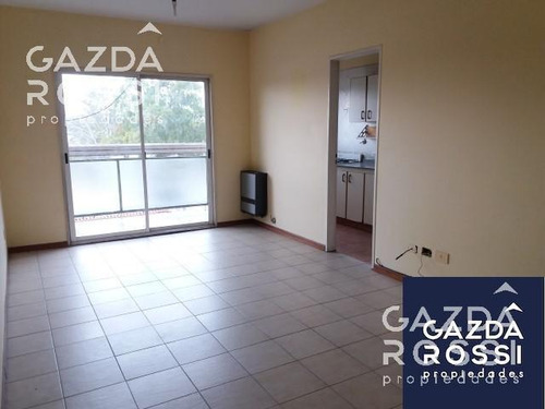 Imagen 3 de 12 de Departamento En Venta En Adrogue.