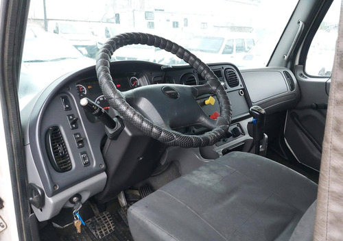 Camion 4x2 Caja Fuller Freightliner Año 2015 Frenos Aire