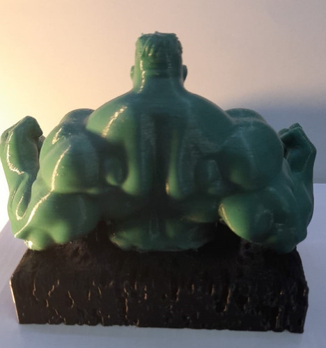 Imagen 3 de 4 de Hulk Impreso 3d Con Base