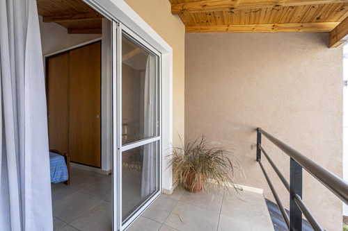 Apto Crédito Ph 3 Ambientes En Venta Con Pileta En Ciudadela Casi Sin Expensas