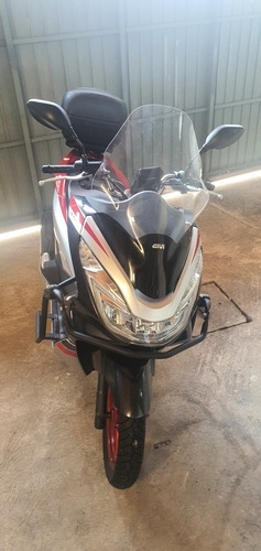 Imagem 1 de 5 de Honda Pcx Sport