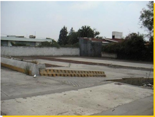 Terreno En Venta, Col. Las Aguilas En La Parte Baja