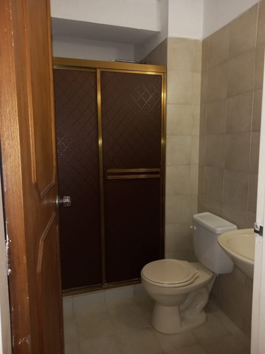 Imagen 13 de 15 de Lcda. Zulay Robles Alquila Apartamento En Urbanizaciòn La Trigaleña. Residencias Rossyel.