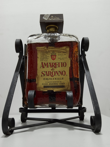 Amaretto Di Saronno Porta Botella Mecedora Colección 1.75l