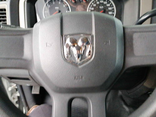 Imagen 11 de 15 de Dodge Ram 1500 2013 St 4x2 Aut