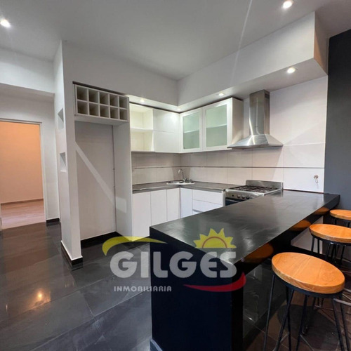 Venta En Block 2 Ph 3 Amb. En Caseros A Estrenar