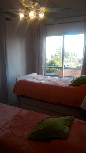 U$s 125 P/día- Chalet En Parada 18 Mansa Con Vista Al Mar