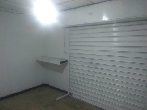 Imagen 3 de 8 de Galpon En Aqluiler, Barrio Sucre, Barcelona