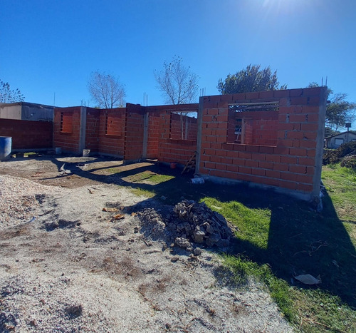 Venta Chalet En Mar Del Tuyu, Venta En Pozo, Calle 79 Nro 973, La Costa