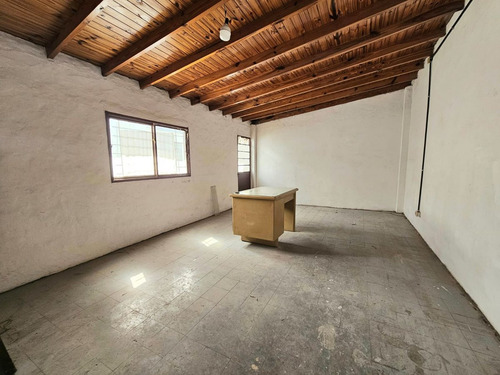 Galpón Con Vivienda 3 Amb José L. Suarez