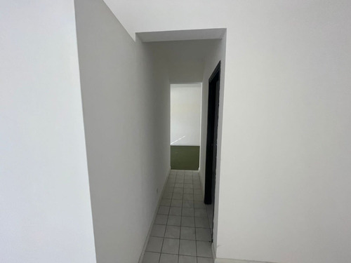 Imagen 5 de 19 de Venta Oficina 4 Despachos C Baño Y Terraza Propia