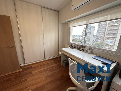 Piso De 4 Ambientes Con Cochera, Zona Plaza Conesa
