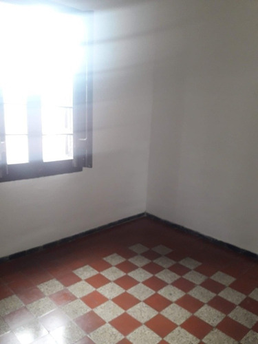 2 Casas En Un Mismo Padron En Barrio Bella Vista