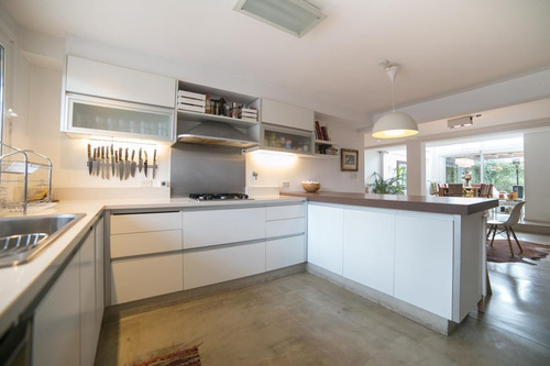 Imagen 21 de 30 de Venta Casa De 3 Dormitorios En Punta Chica, Estilo Minimalista, Con Jardín Y Pileta