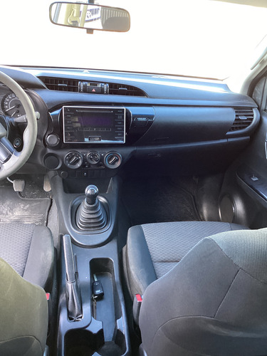 Toyota Hilux 2.7 D.cab. Dx