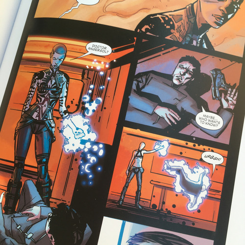 Lote 2 Colecciones Comic Tapa Dura En Inglés De Mass Effect (Usado)