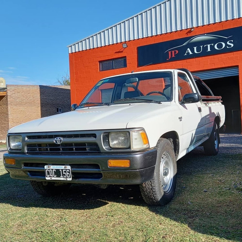 Toyota Hilux Std 4x2 2.8 1999