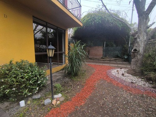 Amplia Y Bella Casa En Arriendo La Reina (104407)