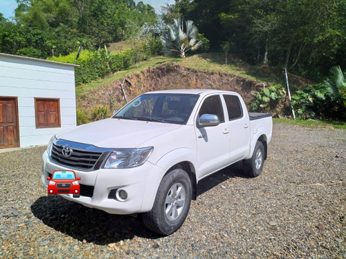 Toyota Hilux 2.7 Imv 4x4