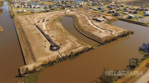 Imagen 9 de 13 de Terreno - Canal Barrio Nautico