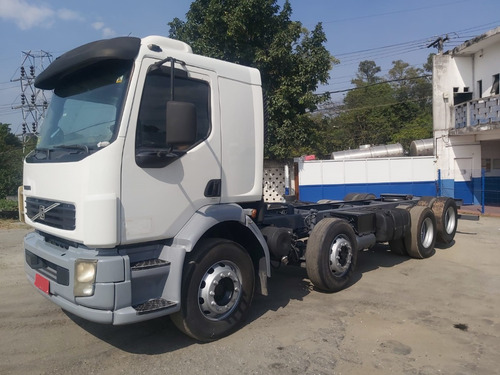Volvo Vm 260 Bitruck 8x2 2011