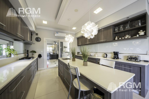 Imagen 11 de 30 de Casa Estilo Frances En Venta El Yacht - Nordelta