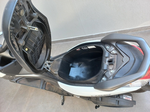 Imagem 2 de 5 de Yamaha Nmax160 Abs 2019