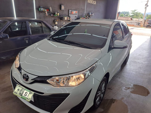 Toyota Yaris 1.5 Xl Plus Connect 16v Cvt 5p Elétrica