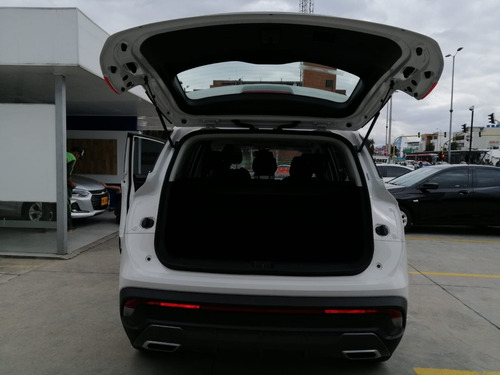 Imagen 15 de 16 de Chevrolet Captiva Turbo Ltz 2023