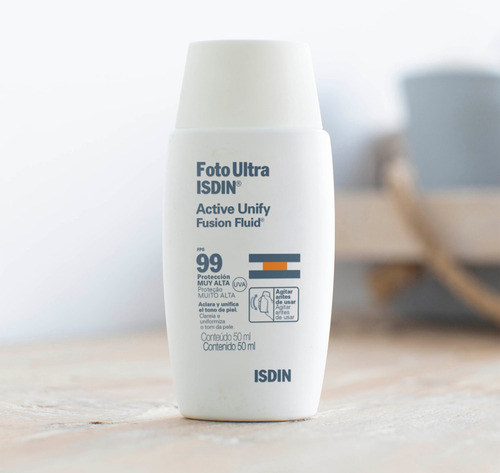 Imagen 2 de 9 de Fotoprotector Isdin Foto Ultra Active Unify Spf99 50ml