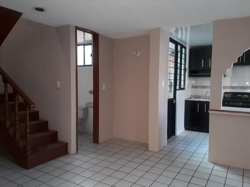 Imagen 4 de 8 de Casa Sola En Venta Las Glorias
