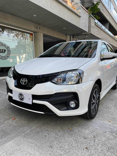 Imagen 5 de 23 de Toyota Etios Xls At 0km 2022