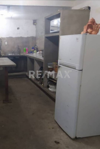 Imagen 3 de 3 de Casa En Urbanización Privada Doña Ondina Av. Cancamure