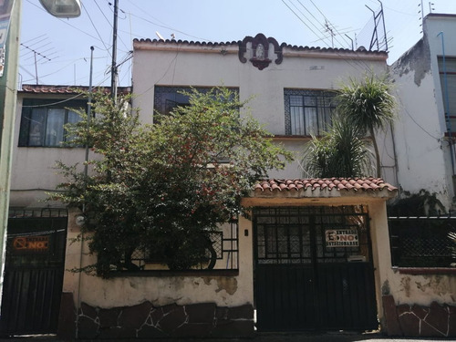 Imagen 4 de 9 de Casa Como Terreno En Venta