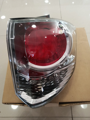 Stop Trasero Guardafango Derecho Fortuner 2012-2017 Original