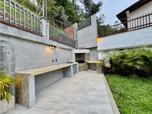 Se Vende Casa 442m2 4h+s/7b/2p Los Naranjos Del Cafetal