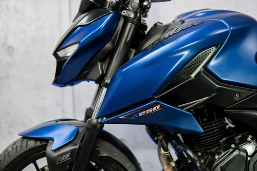 Bajaj Pulsar N 250 2024