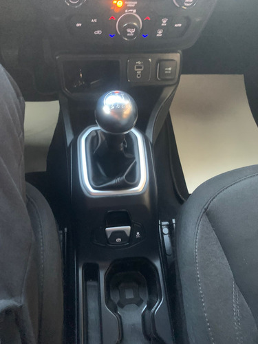 Jeep Renegade 1.8 Sport Plus