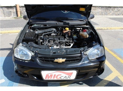 Imagem 10 de 10 de Chevrolet Classic 1.0 Mpfi Life 8v Flex 4p Manual