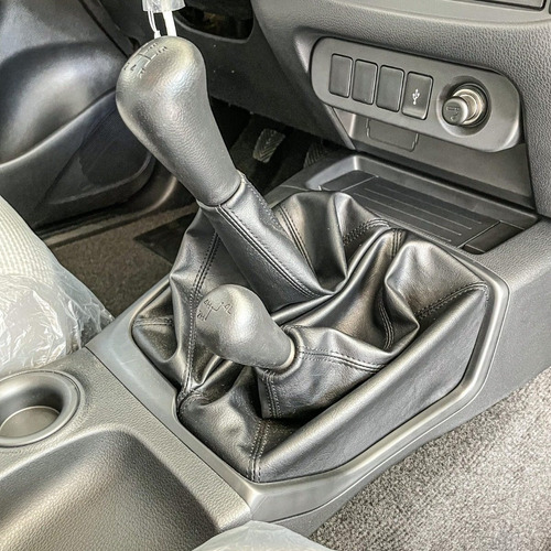 Imagen 9 de 12 de Mitsubishi L200
