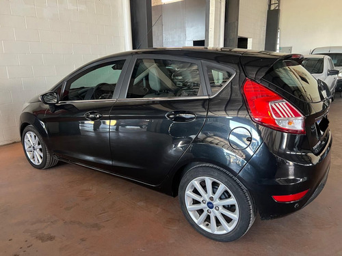 Ford Fiesta Kinetic 1.6 Titanium Powershift 120cv
