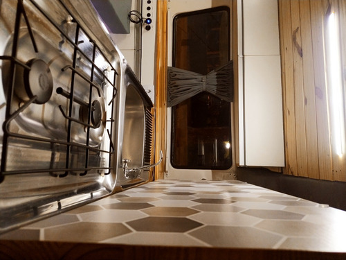Imagem 4 de 15 de Kombi Motor Home