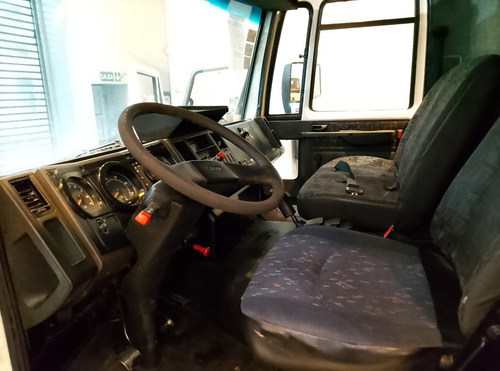 Ford Cargo 712 Financiado
