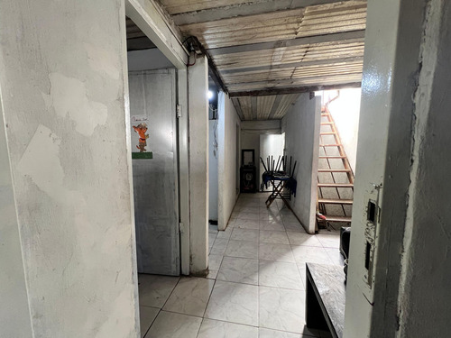 Oportunidad Local Comercial Deposito Moreno