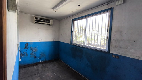 Local Comercial En Arriendo En Estación Central