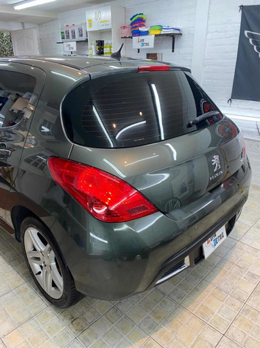 Imagen 5 de 12 de Peugeot 308 2.0 Feline 143cv 2012